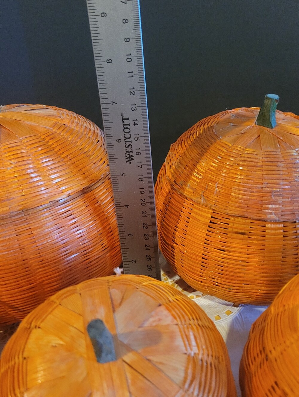Lot of 4 Vintage Wicker Basket Orange Pumpkins  Removable Tops Halloween Thanksg - Picture 2 of 14